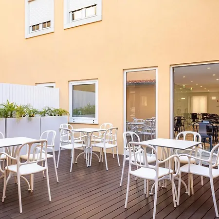 Center By Alboi Group 3*