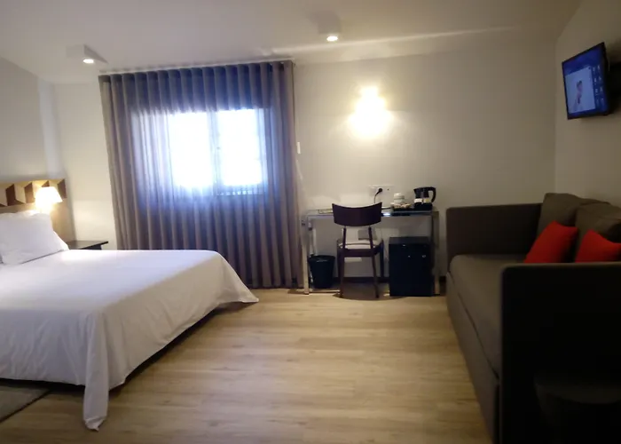 Center By Alboi Group 3*