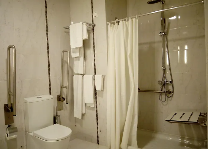 Center By Alboi Group Otel