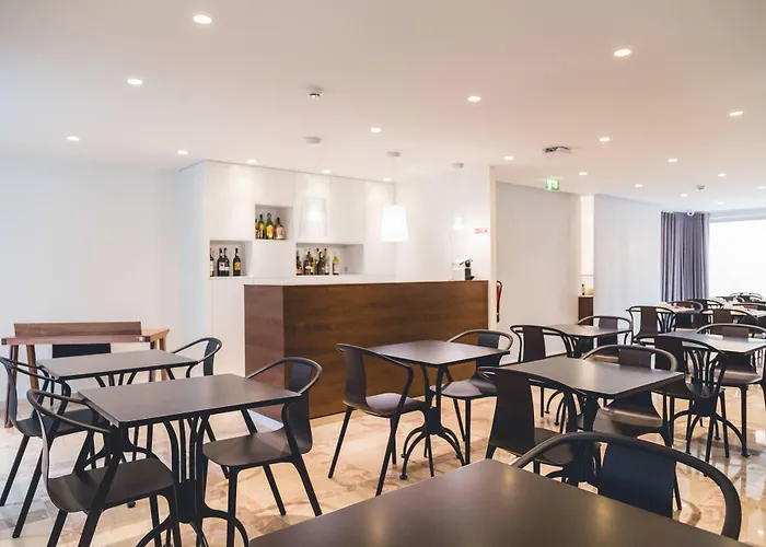 Center By Alboi Group Otel