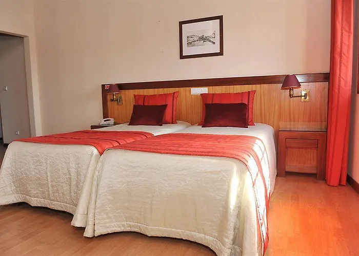 Center By Alboi Group 3*