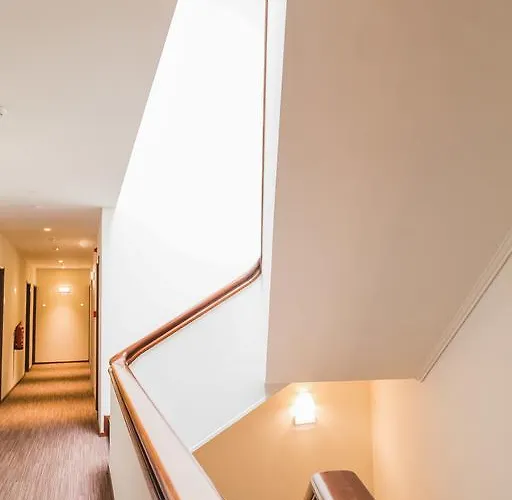 Center By Alboi Group Otel