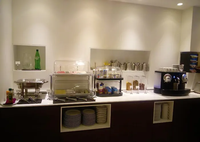 Center By Alboi Group 3*